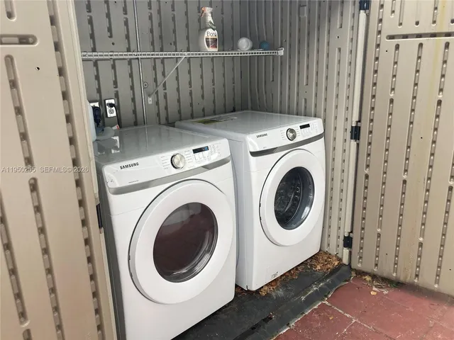 $3,700 | 5720 Sheridan Street, Unit 1, Hollywood, FL 33021