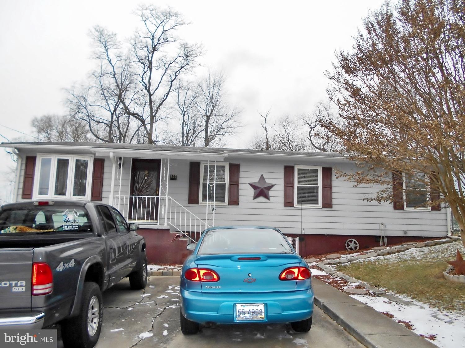 127 East Park Avenue Ranson, WV 25438 - Photo 1 of 18 Exterior (Front)