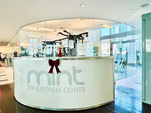 $4,000 | 92 Southwest 3rd Street, Unit 2112, Miami, FL 33130