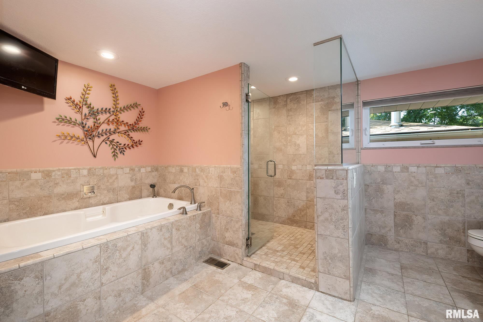 17905 Rte 84 North East Moline, IL 61244 - Photo 21 of 53 Gallery Image 21