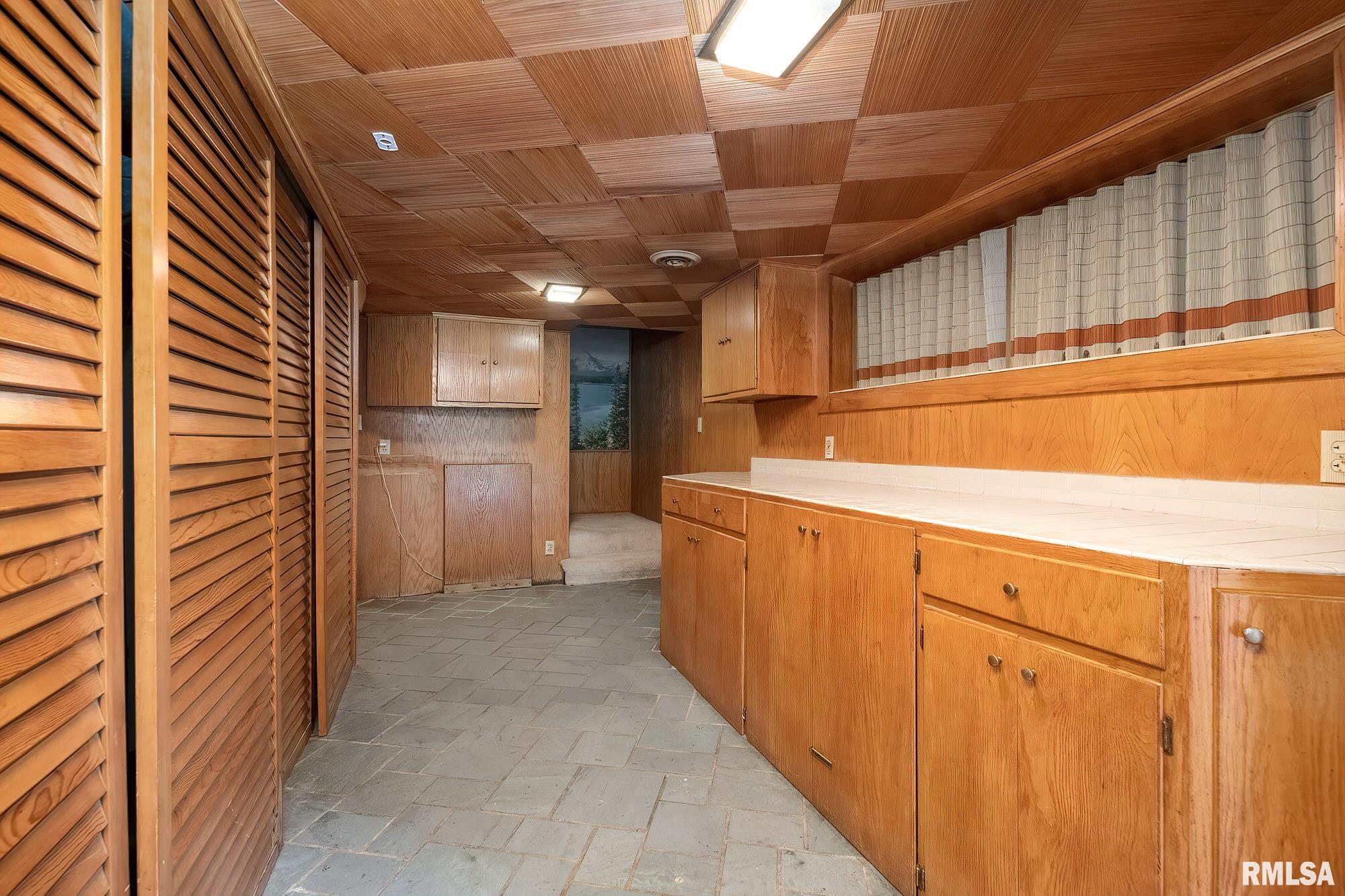 17905 Rte 84 North East Moline, IL 61244 - Photo 30 of 53 Gallery Image 30