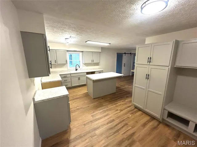 $215,000 | 1121 Brooklane Drive, Carrollton, IL 62016