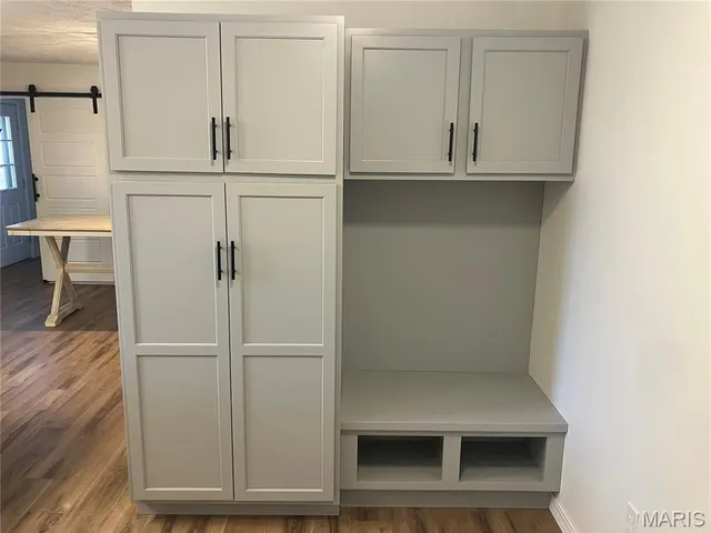 $215,000 | 1121 Brooklane Drive, Carrollton, IL 62016