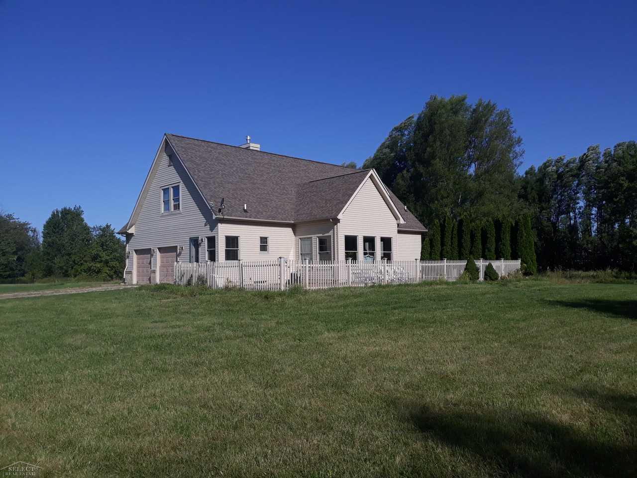 2442 Reeves Road Memphis, MI 48041 - Photo 4 of 35 Gallery Image 4