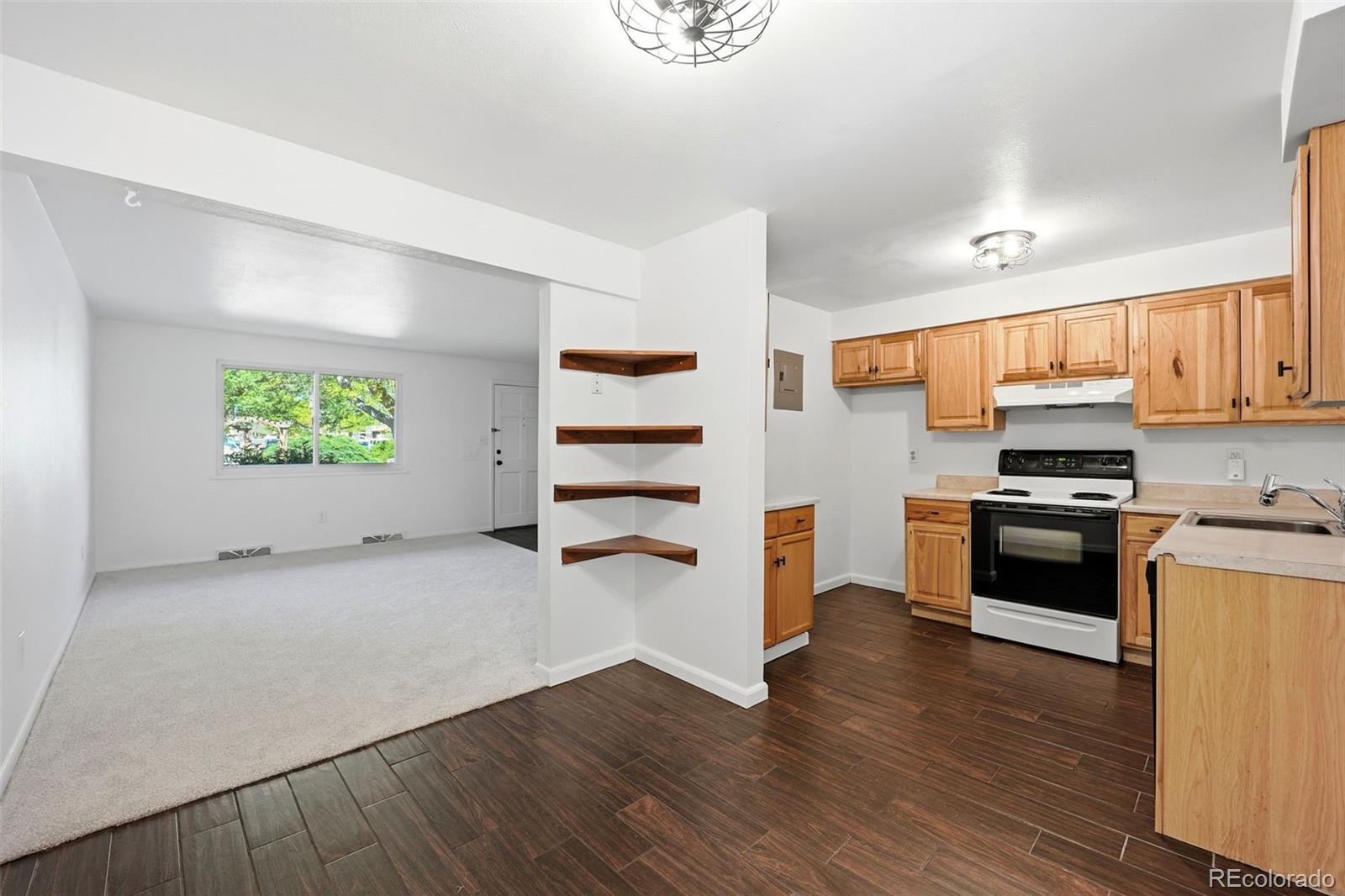 4602 Everett Street Wheat Ridge, CO 80033 - Photo 12 of 34