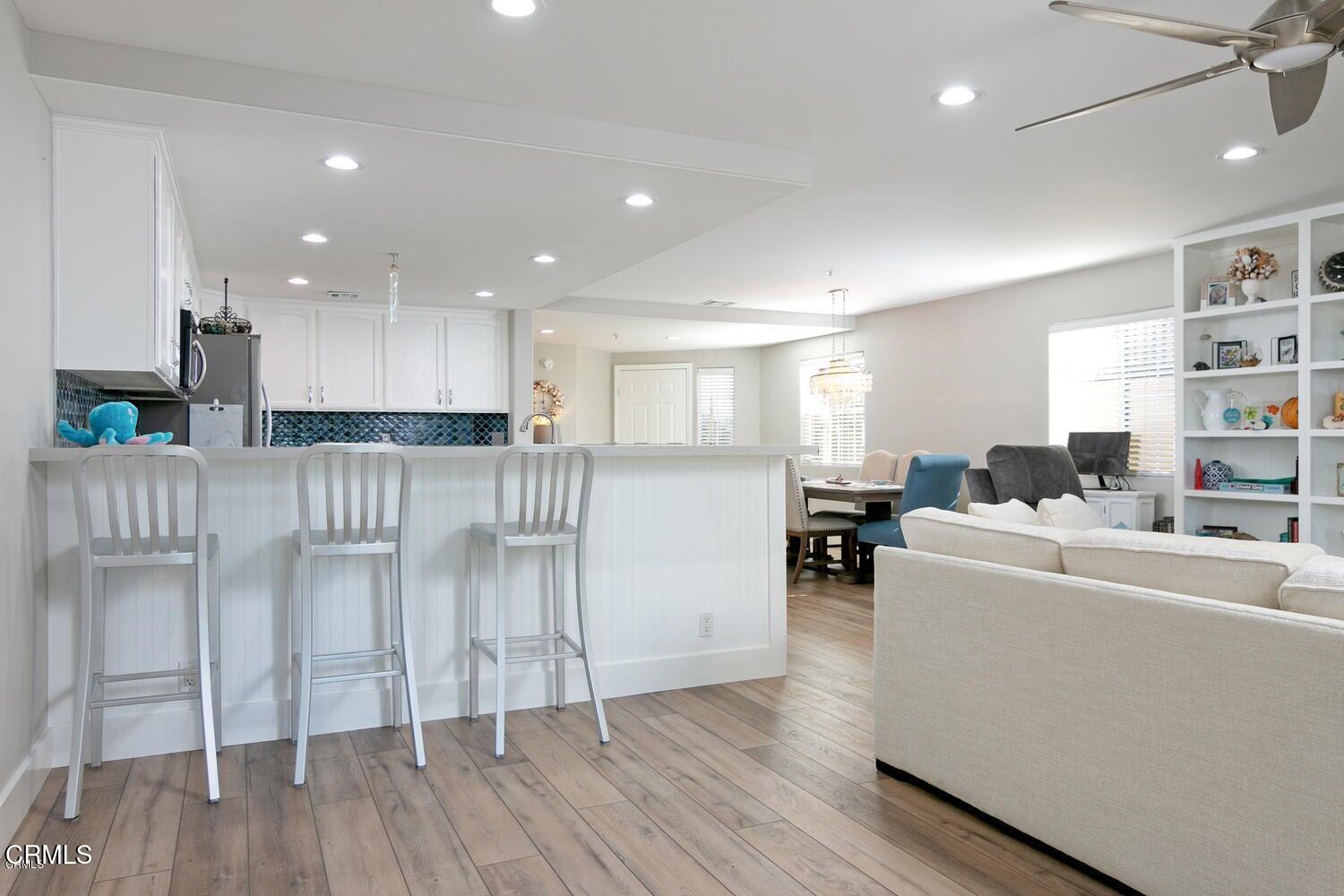 925 Dunes Street Oxnard, CA 93035 - Photo 14 of 27 20201202021334460144000000-o