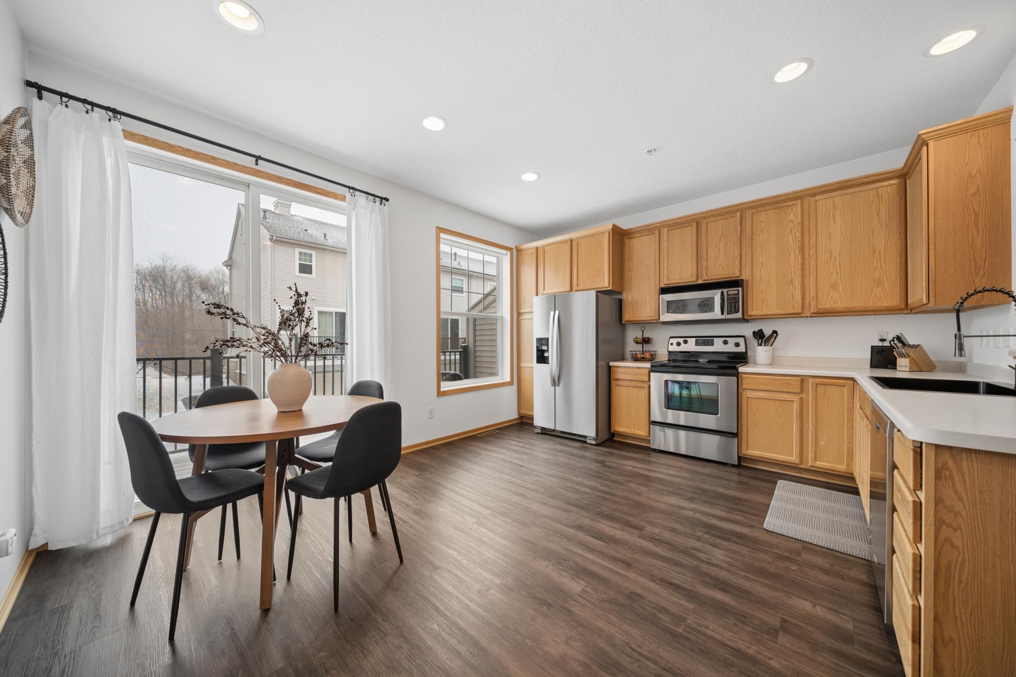 1987 Clover Ridge Drive Chaska, MN 55318 - Photo 5 of 24