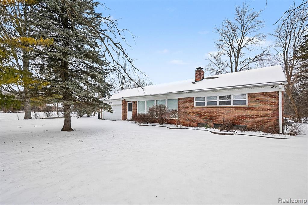 835 East Square Lake Road Troy, MI 48085 - Photo 5 of 32 Gallery Image 5