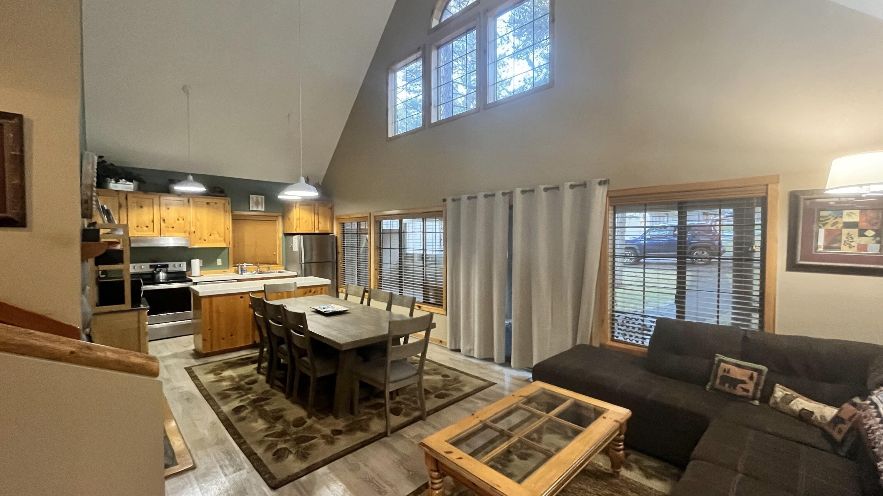 57495 Circle 4 Cabin Road Sunriver, OR 97707 - Photo 9 of 20 FullSizeRender-1