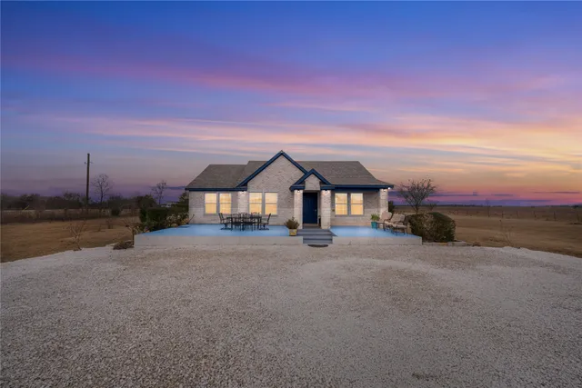 $725,000 | 8307 West Green Leaf Lane, Brookshire, TX 77423