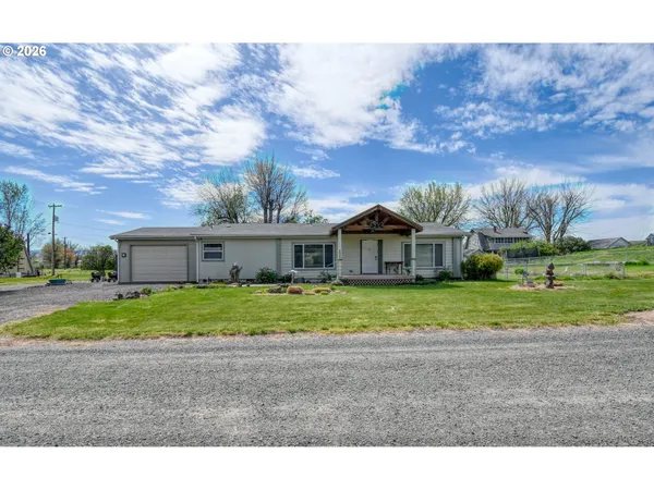 $329,000 | 225 Hale Street, Adams, OR 97810
