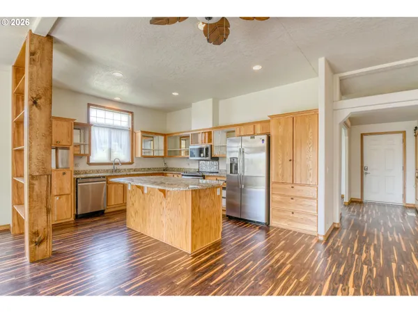 $329,000 | 225 Hale Street, Adams, OR 97810