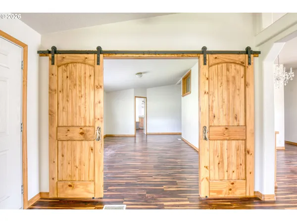 $329,000 | 225 Hale Street, Adams, OR 97810