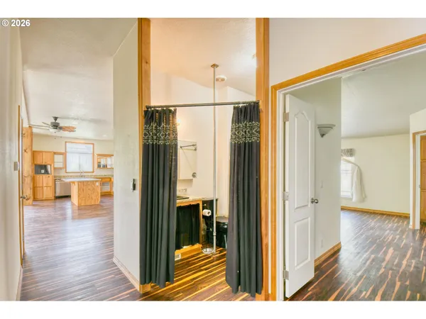 $329,000 | 225 Hale Street, Adams, OR 97810