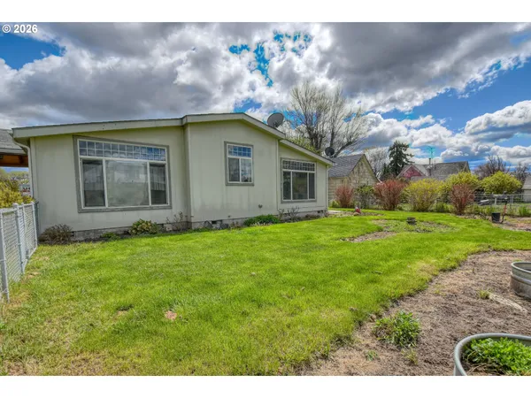 $329,000 | 225 Hale Street, Adams, OR 97810