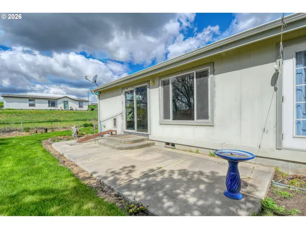 $329,000 | 225 Hale Street, Adams, OR 97810