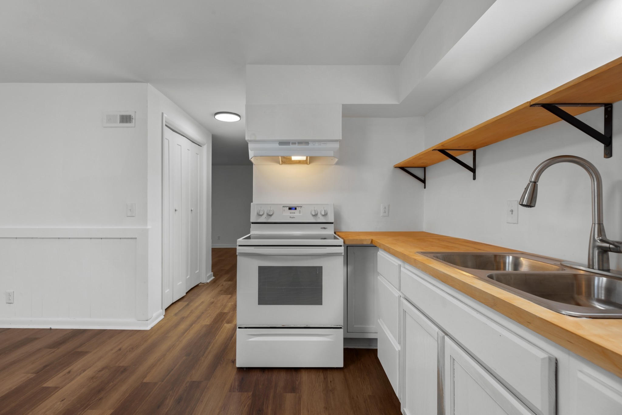 612 Andrea Court Antioch, TN 37013 - Photo 13 of 28 a kitchen with a sink and a stove top oven