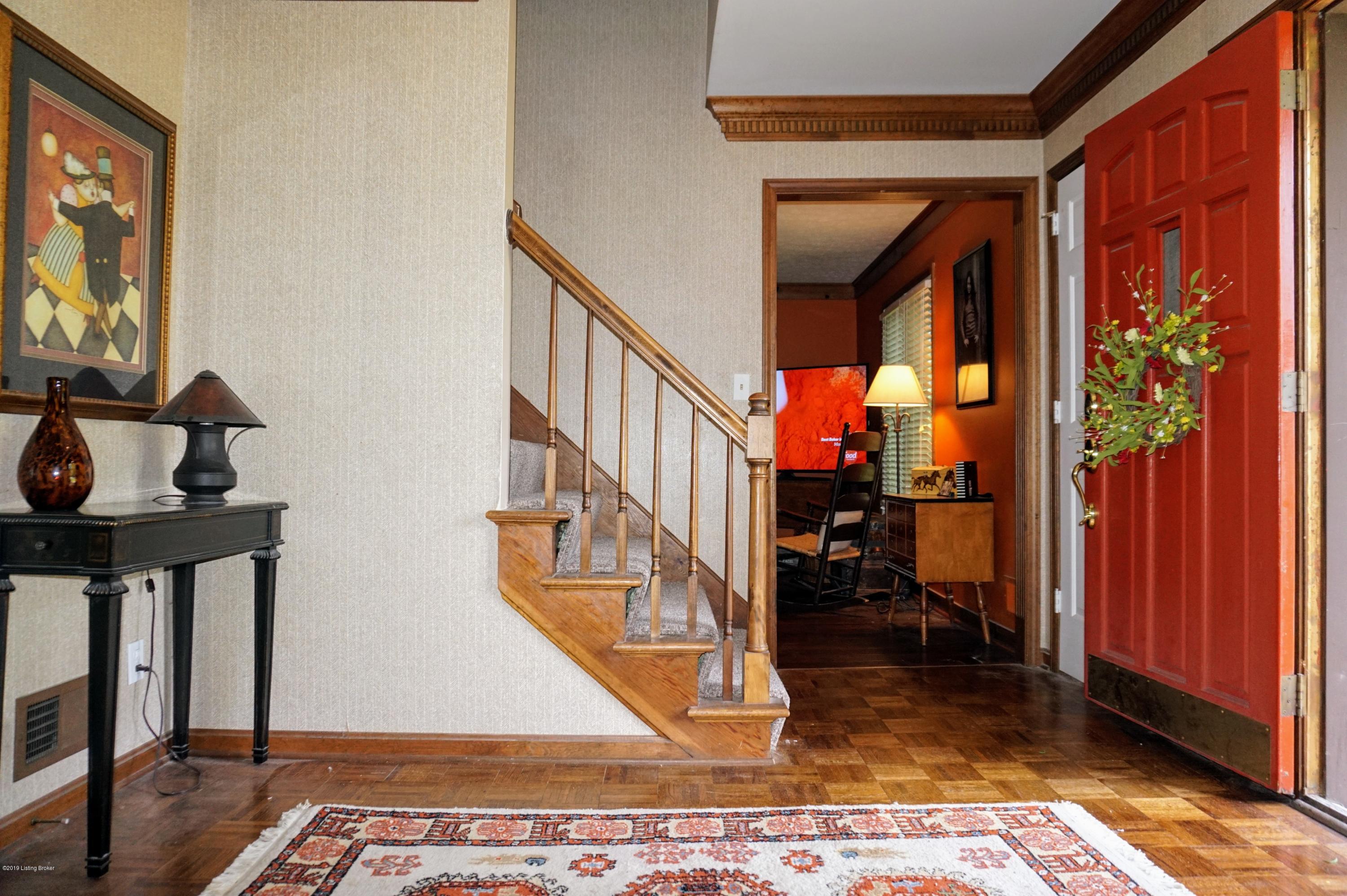 12401 Kirkham Road Louisville, KY 40299 - Photo 5 of 41 DSC09961
