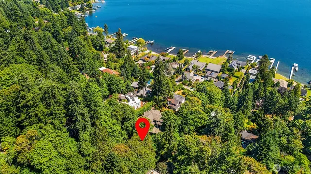 $700,000 | 44-xx Ferncroft Road, Mercer Island, WA 98040