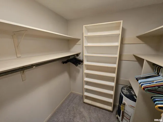 $284,000 | 2 Webster Hill E Street, Mount Vernon, IL 62864