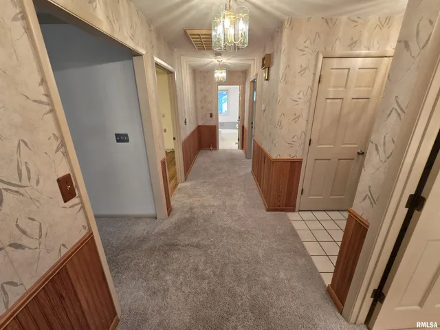 $284,000 | 2 Webster Hill E Street, Mount Vernon, IL 62864