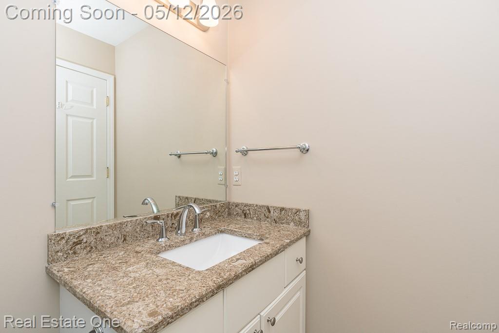 1110 Churchill Circle Rochester, MI 48307 - Photo 27 of 44 Gallery Image 27