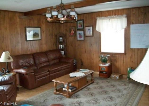4804 Howell School Road Jonesville, NC 28642 - Photo 4 of 16 Gallery Image 4