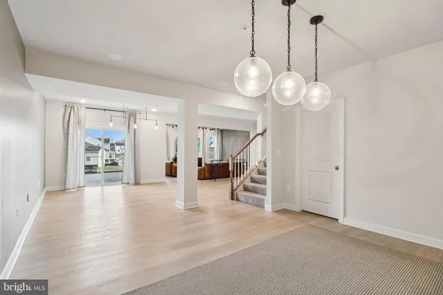 $1,075,000 | 7035 Cor Crk Way, Glenn Dale, MD 20769