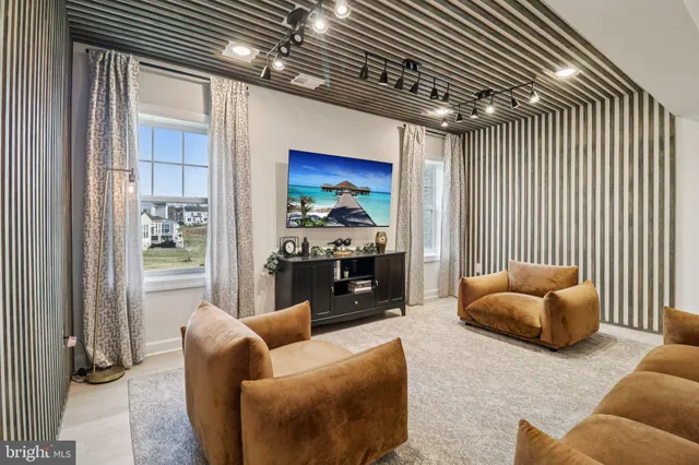 $1,075,000 | 7035 Cor Crk Way, Glenn Dale, MD 20769