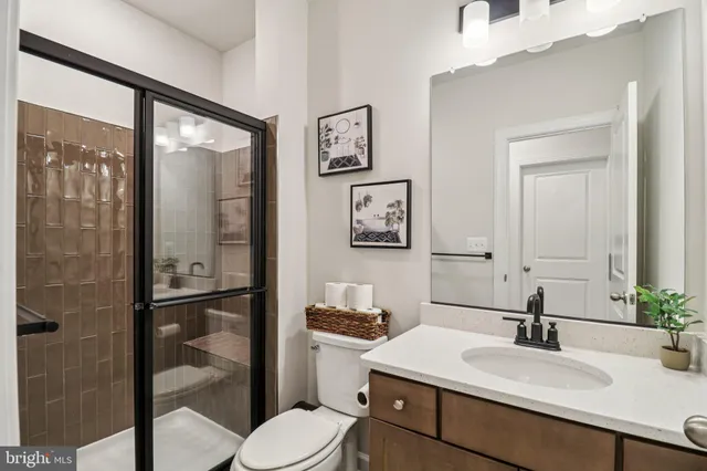 $1,075,000 | 7035 Cor Crk Way, Glenn Dale, MD 20769