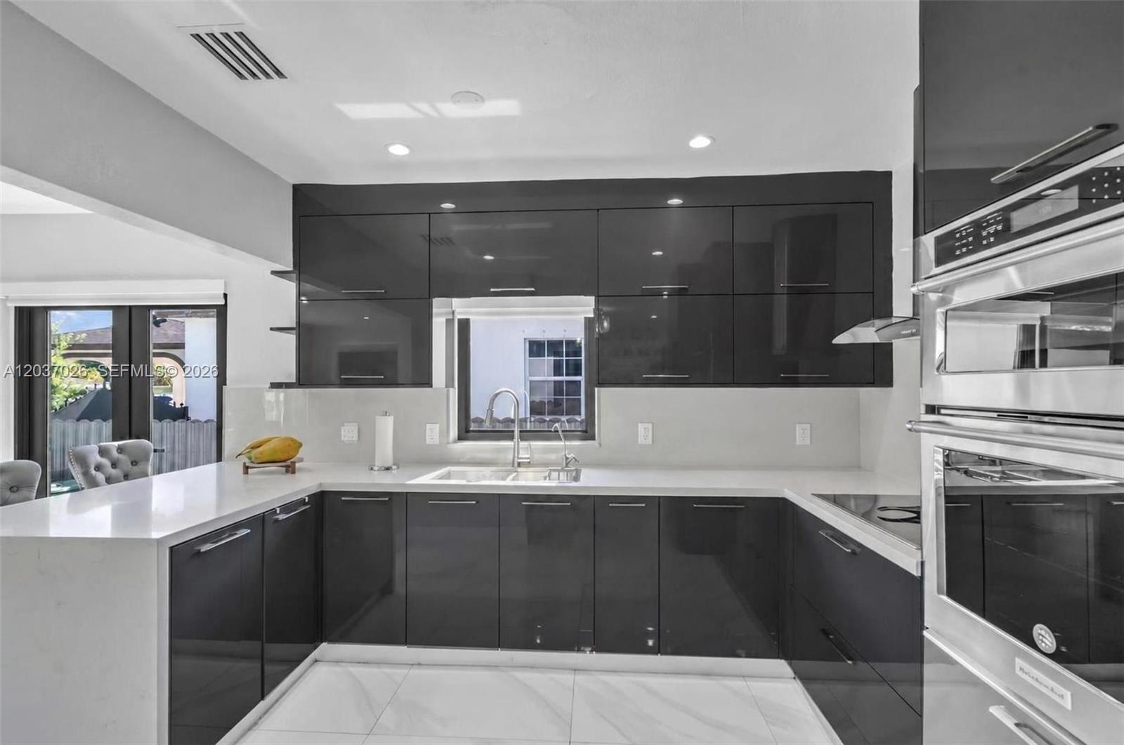 11 West 59th Street Hialeah, FL 33012 - Photo 13 of 38