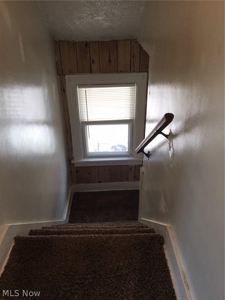 1095 Reed Avenue Akron, OH 44306 - Photo 18 of 33 Gallery Image 18