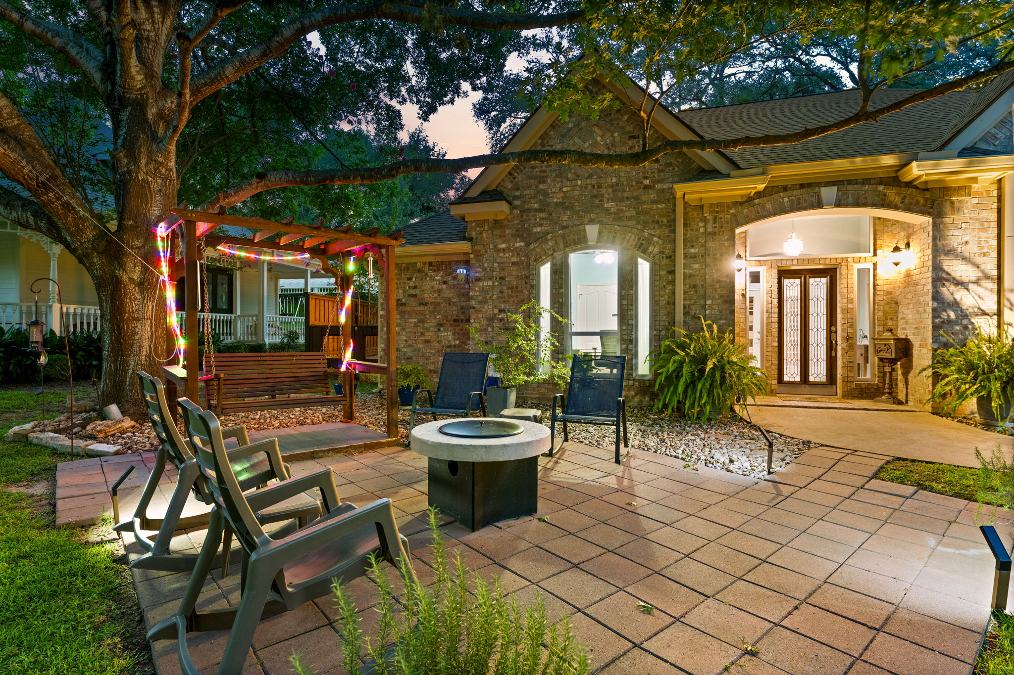 2700 Pearce Road Austin, TX 78730 - Photo 3 of 39