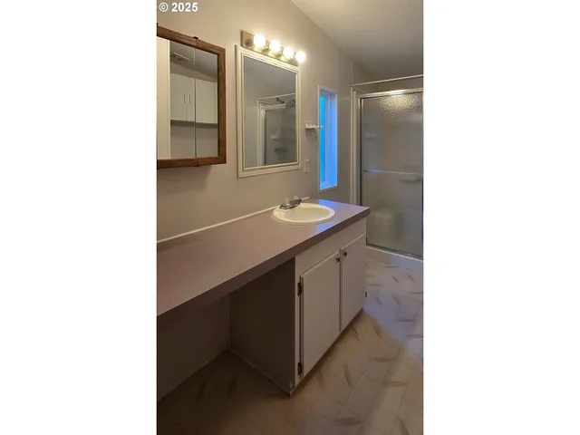 $114,900 | 835 Southeast 1st Avenue, Unit 64, Canby, OR 97013