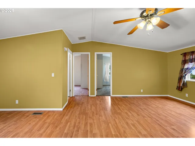 $114,900 | 835 Southeast 1st Avenue, Unit 64, Canby, OR 97013