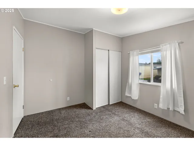 $114,900 | 835 Southeast 1st Avenue, Unit 64, Canby, OR 97013