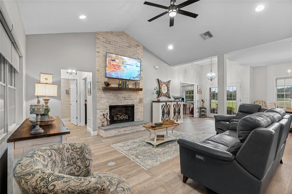 21679 Southwest 106th Lane Road Dunnellon, FL 34431 - Photo 18 of 88