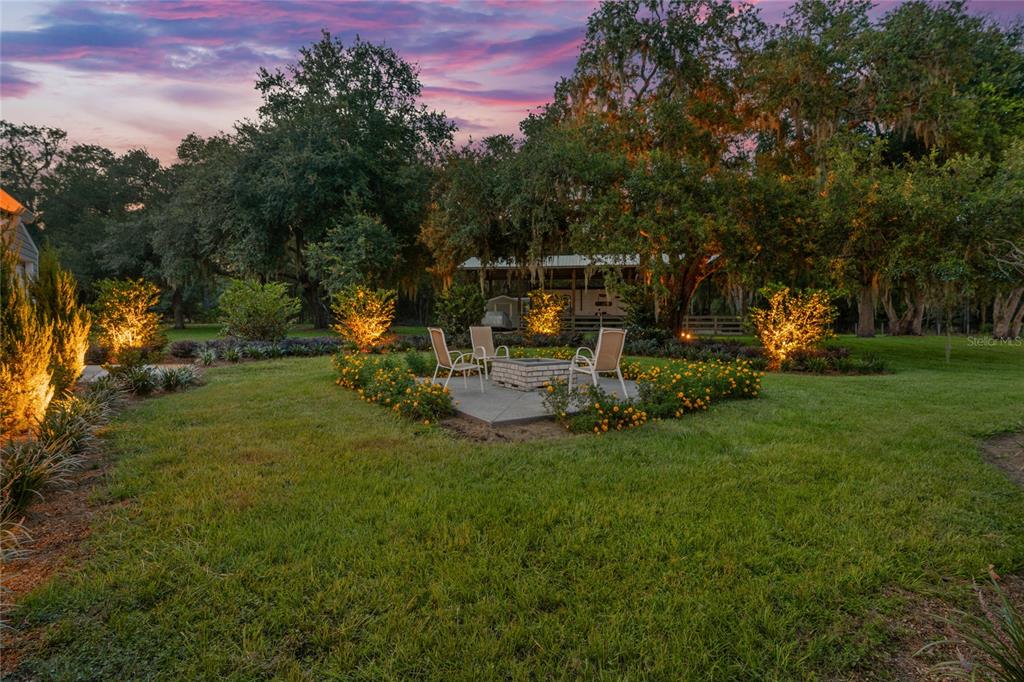 21679 Southwest 106th Lane Road Dunnellon, FL 34431 - Photo 86 of 88 a view of a park with large trees