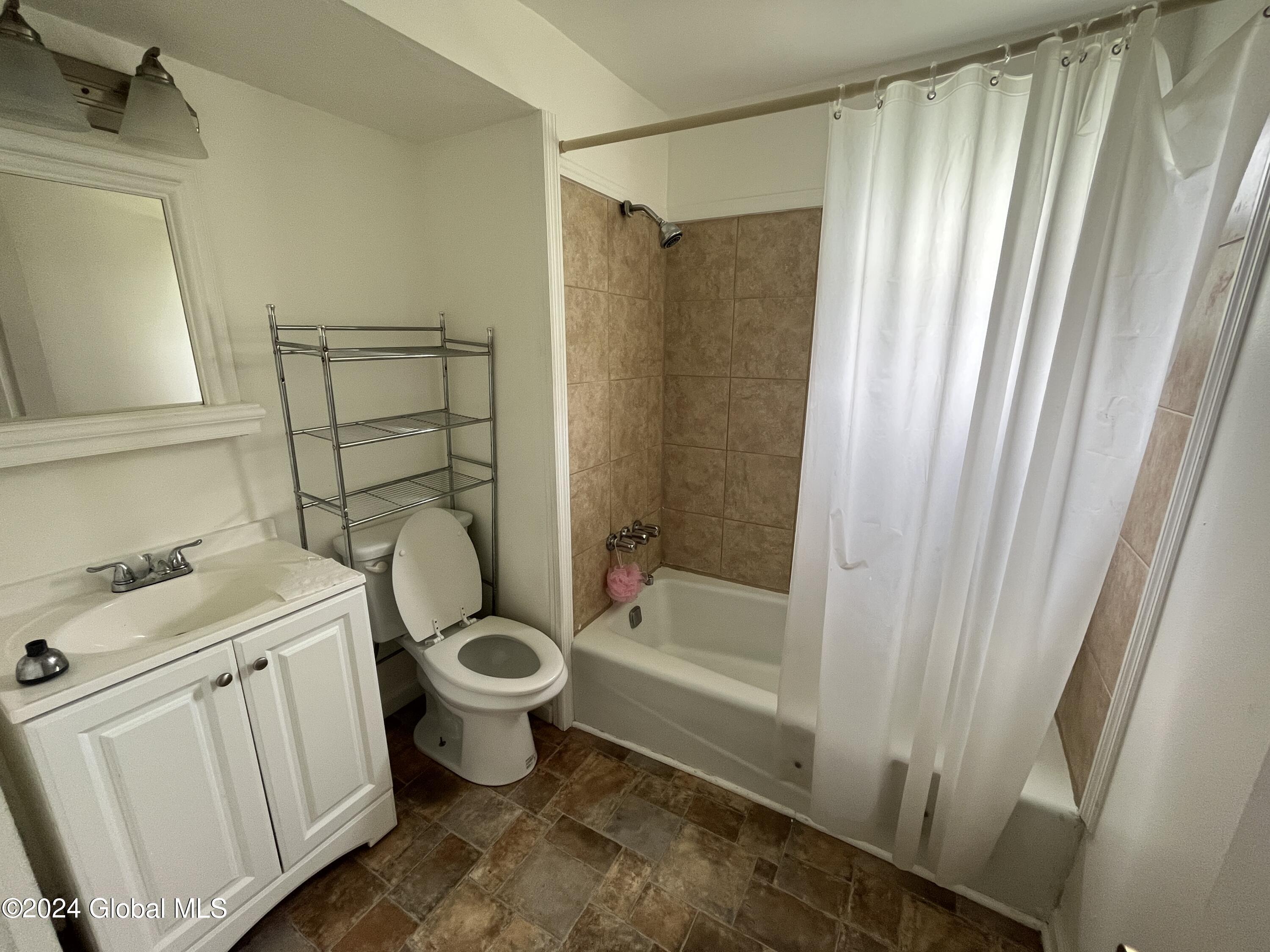 237 Front Street Schenectady, NY 12305 - Photo 15 of 16 IMG_5090