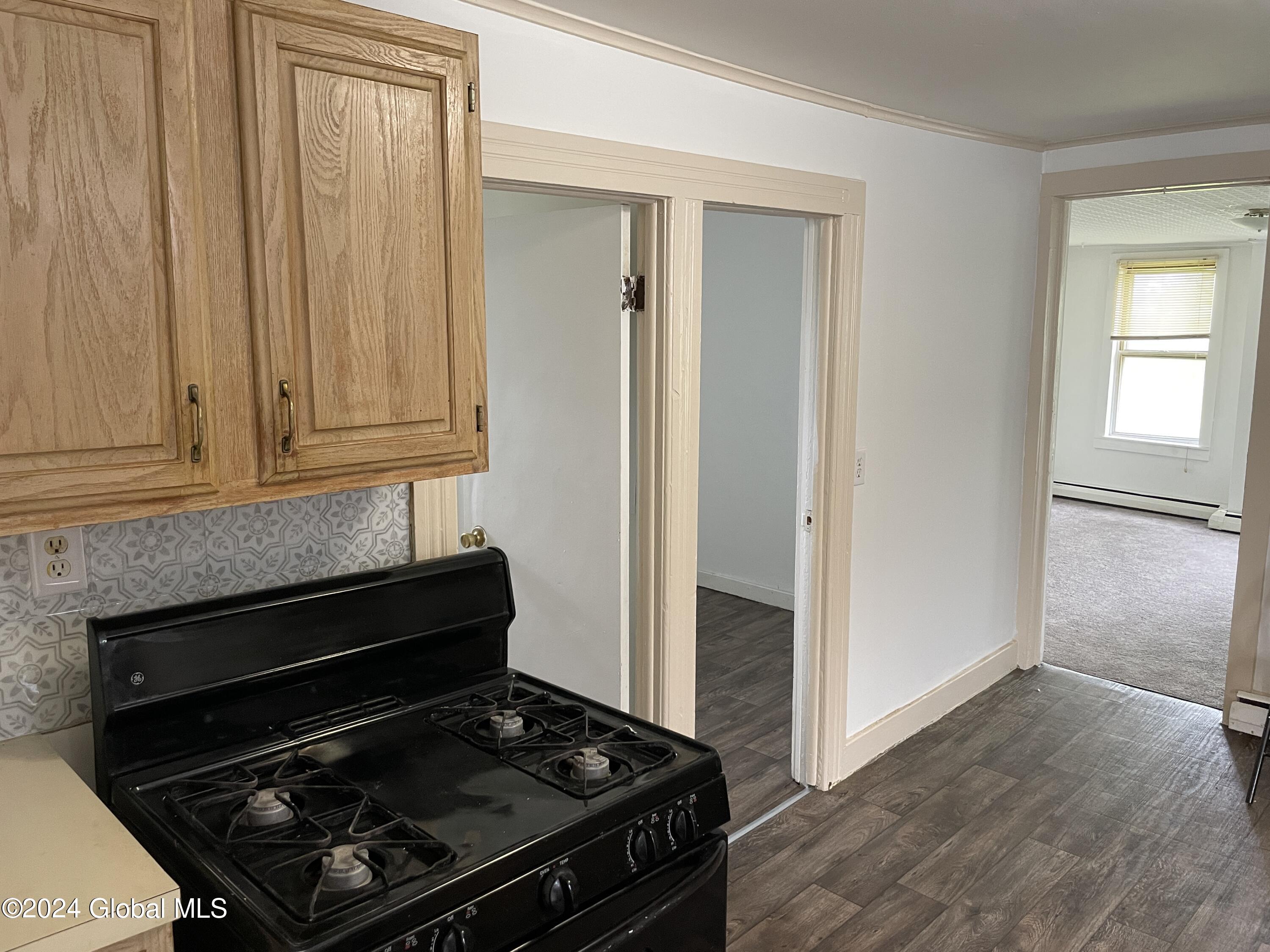 237 Front Street Schenectady, NY 12305 - Photo 4 of 16 IMG_4089