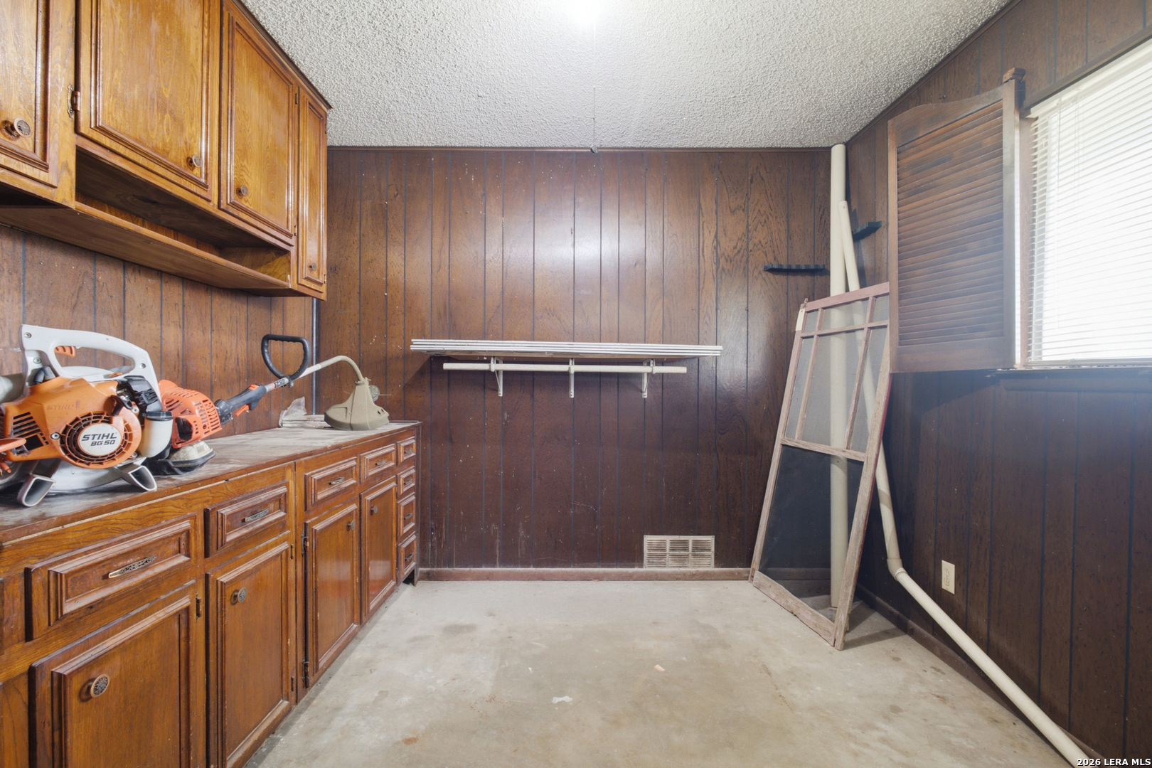 7970 Knowlton Road San Antonio, TX 78263 - Photo 39 of 45