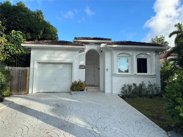 $4,800 | 1055 Northeast 85th Street, Unit 1055, Miami, FL 33138