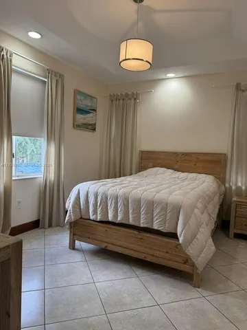 $4,800 | 1055 Northeast 85th Street, Unit 1055, Miami, FL 33138