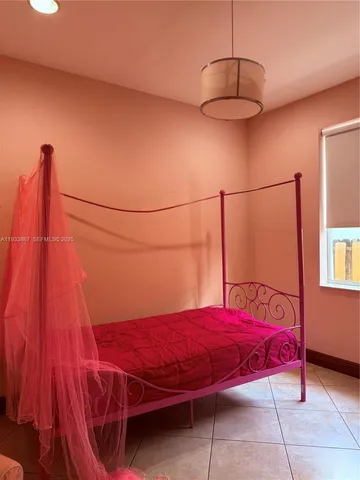 $4,800 | 1055 Northeast 85th Street, Unit 1055, Miami, FL 33138