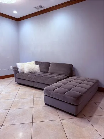 $4,800 | 1055 Northeast 85th Street, Unit 1055, Miami, FL 33138