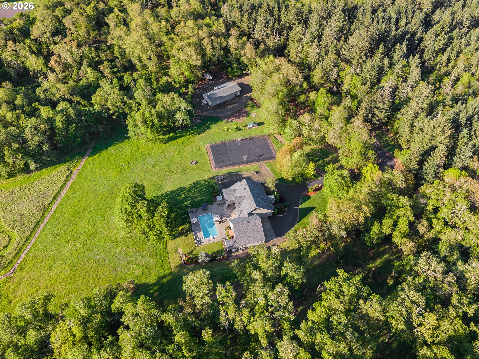 2700 Melrose Road Roseburg, OR 97471 - Photo 44 of 48 an aerial view of a house with a yard