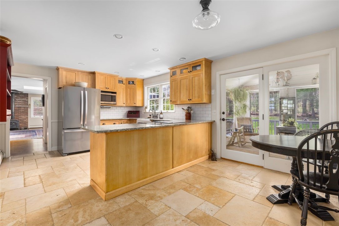 70 Williams Road Smithfield, RI 02917 - Photo 18 of 49 Gallery Image 18