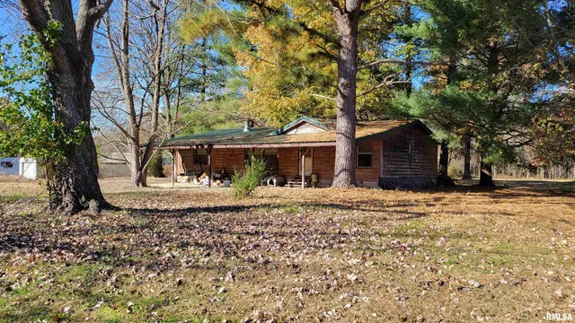 $29,900 | 2417 West Cherry Street, Herrin, IL 62948