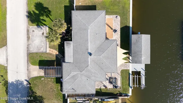 $3,500 | 1707 South Harbor Drive, Merritt Island, FL 32952