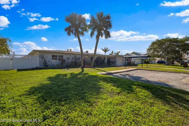 $3,500 | 1707 South Harbor Drive, Merritt Island, FL 32952